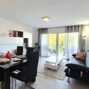 Apartamento Adam's Flat Corazon De, Salou